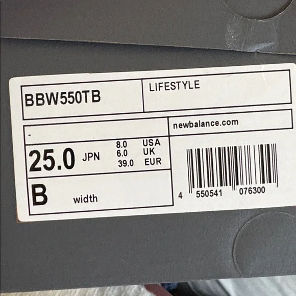 New Balance 550 - Picture 7 of 7